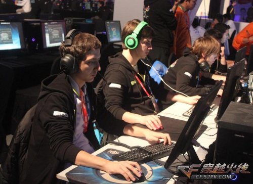 击球前的站 击球前的站